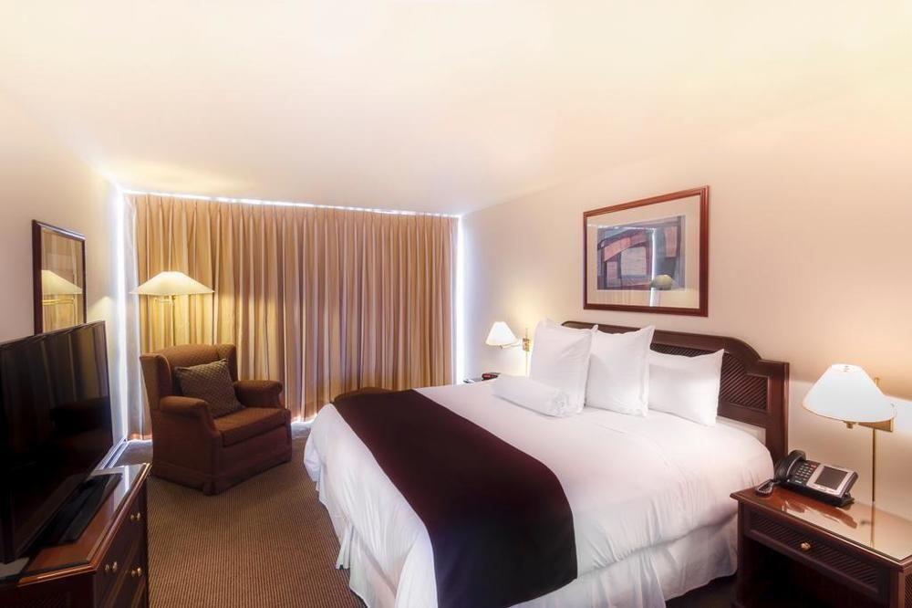 Thunderbird Hotel Fiesta & Casino ليما المظهر الخارجي الصورة